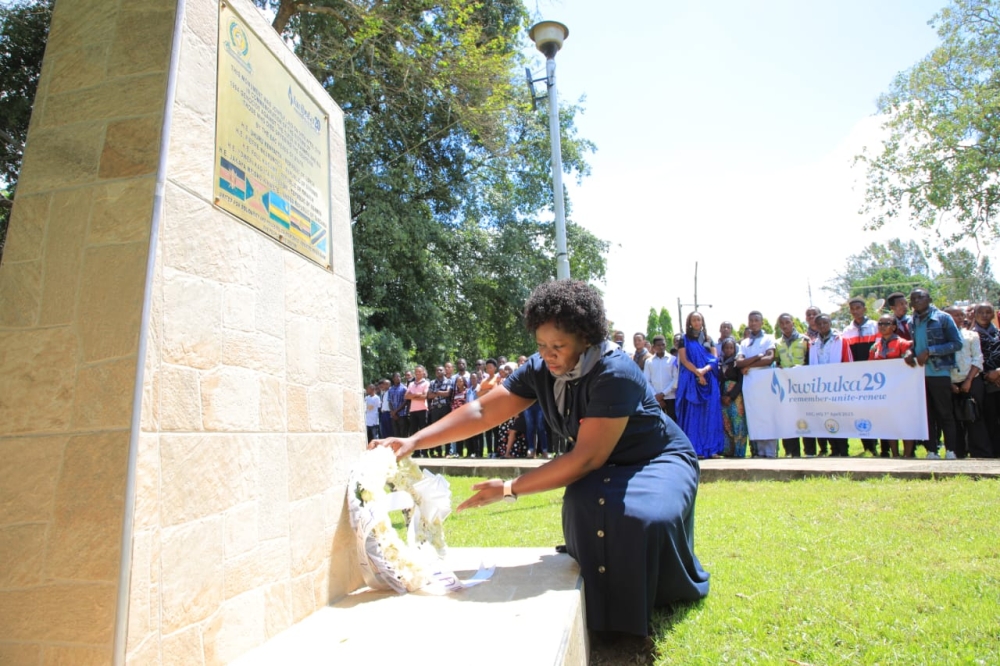 Arumeru District Commissioner,  Emmanuella K. Mtatifikolo lays a wreath to pay tribute to victims of the Genocide against the Tutsi in Arusha, on April 7. Courtesy