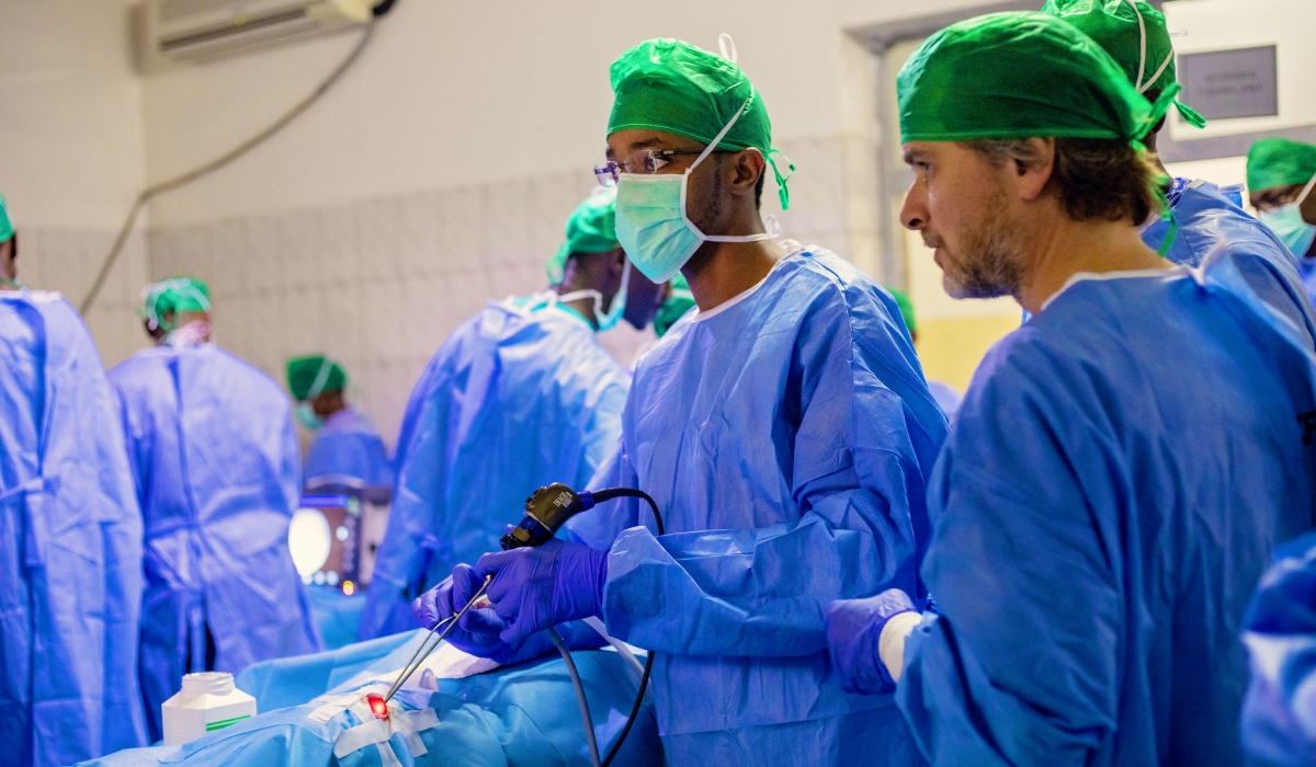 Doctors during an operation. The Ministry of Health has announced that King Faisal Hospital will start offering kidney transplants this year. File