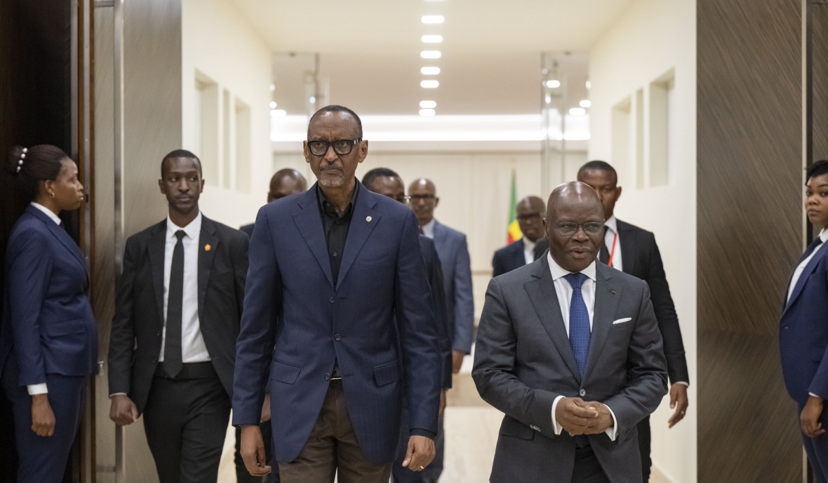 President Kagame has arrived in Cotonou for a two-day State Visit. He was received by his host, President Patrice Talon. Photo: Village Urugwiro.