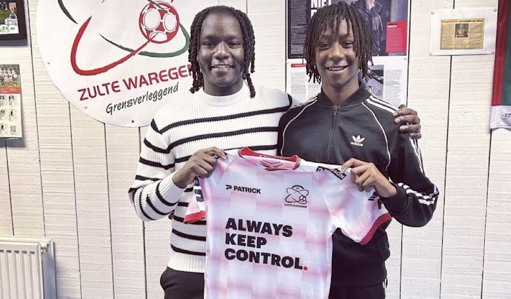 Rwandan football wonderkid Dorian Nyamushara (R)  unveiled at Zulte Waregem(courtesy)