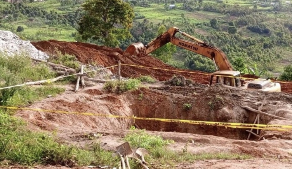 A rescue team using tractors to help six workers trapped in an illegal mine that collapsed in Huye district last week. Photo Courtesy 