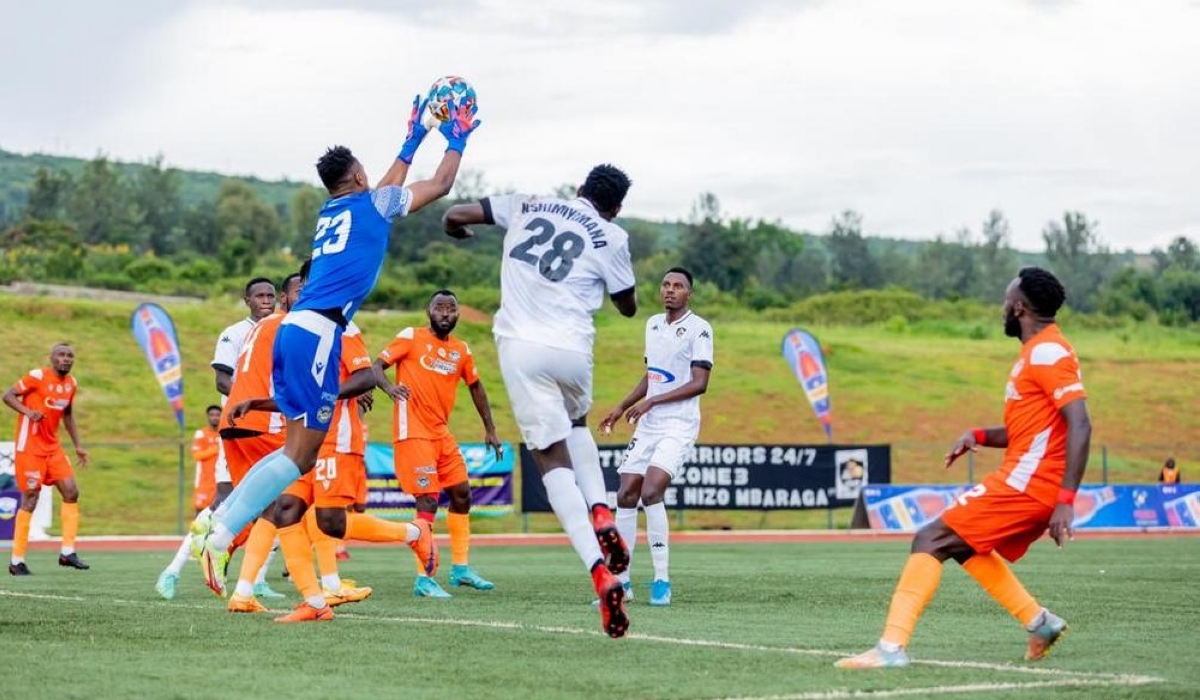 APR and AS Kigali played out a 1-1 draw on Saturday at Kigali Pelé Stadium, a result that saw the military side’s chances of winning the title hanging by a thread-IGIHE