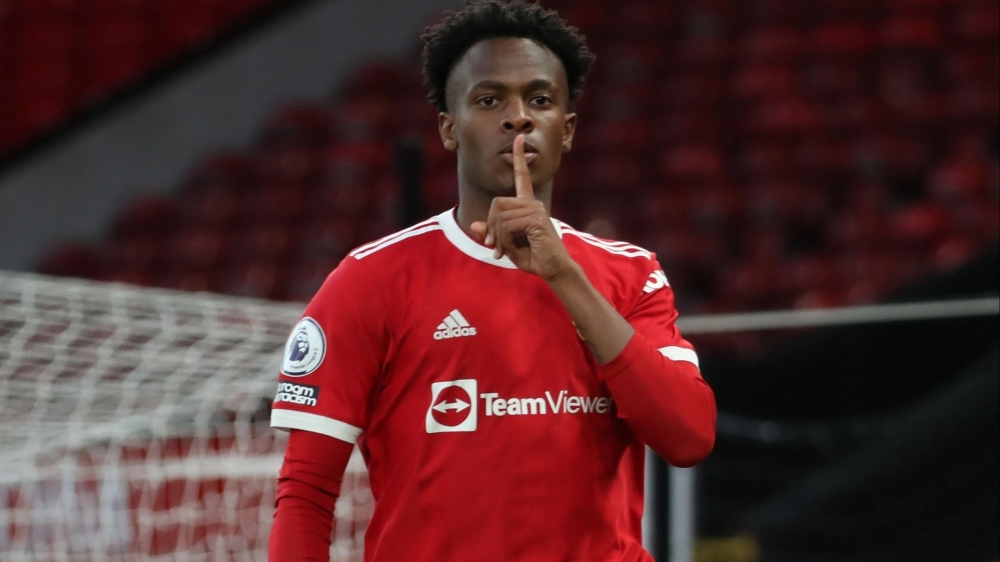 Rwandan International player Noam Emeran continued his fine form for the Manchester United U21 with a brace against Leicester City. Courtesy