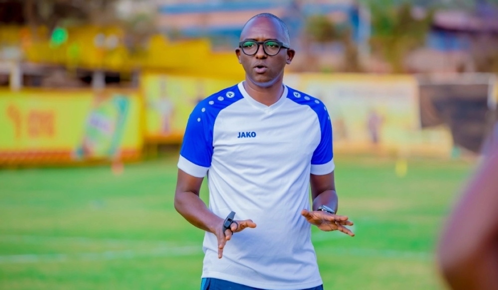 Rayon Sports coach Francis Haringingo has challenged his side to win the 2023 Peace Cup.