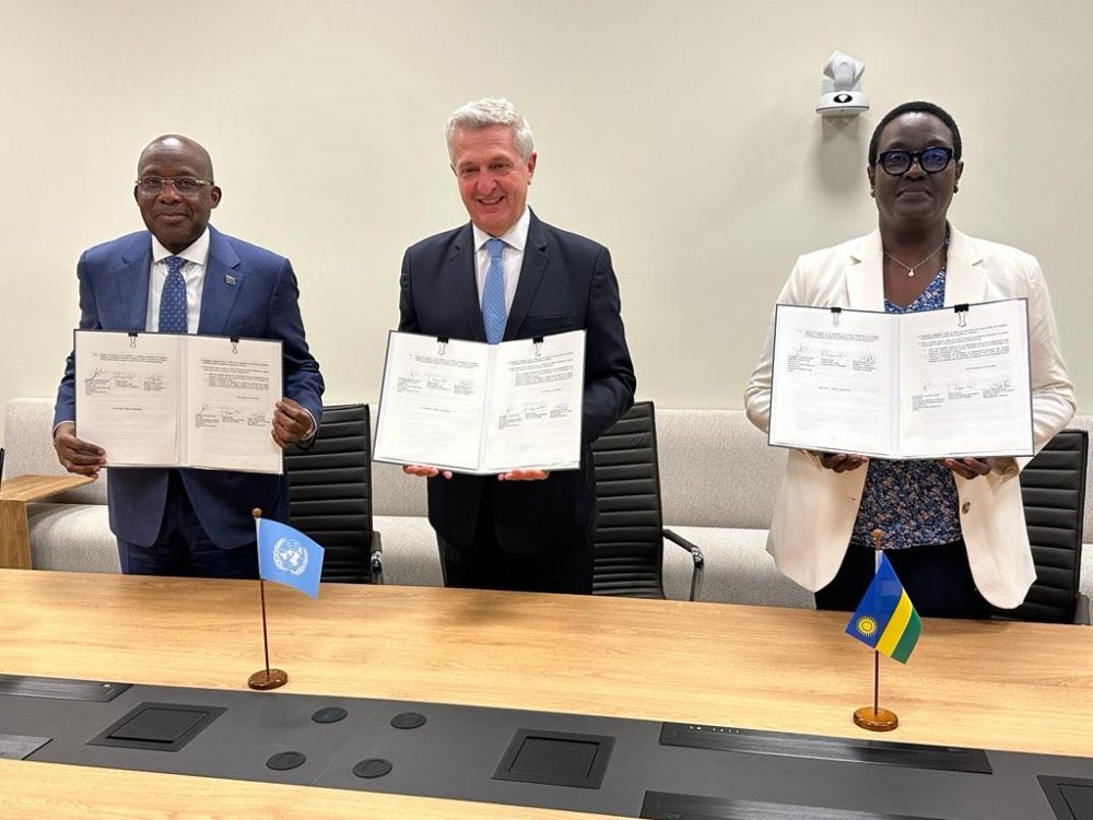 (L-R) DR Congo’s Deputy Prime Minister and Foreign Minister Christophe Lutundula and United Nations High Commissioner for Refugees, Filippo Grandi and Rwanda&#039;s Minister in charge of Emergency Management, Marie Solange Kayisire.