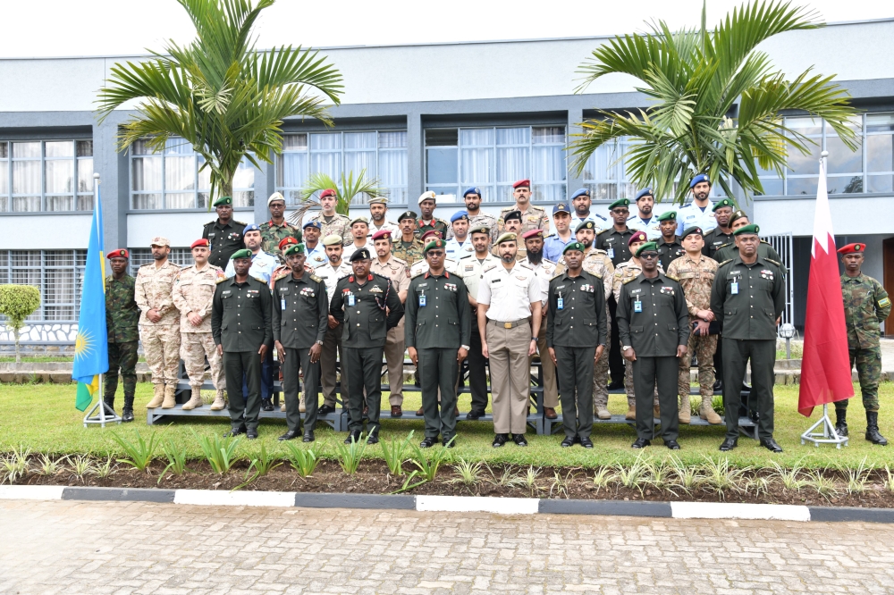 A delegation of the Joint Command and Staff Course at Joaan Bin Jassim Academy for Defence Studies in Qatar comprised of 37 students and faculty who are on study tour in Rwanda visited the Rwanda Defence Force Command and Staff College (RDFCSC) Nyakinama on Friday, May 26. Courtesy photos