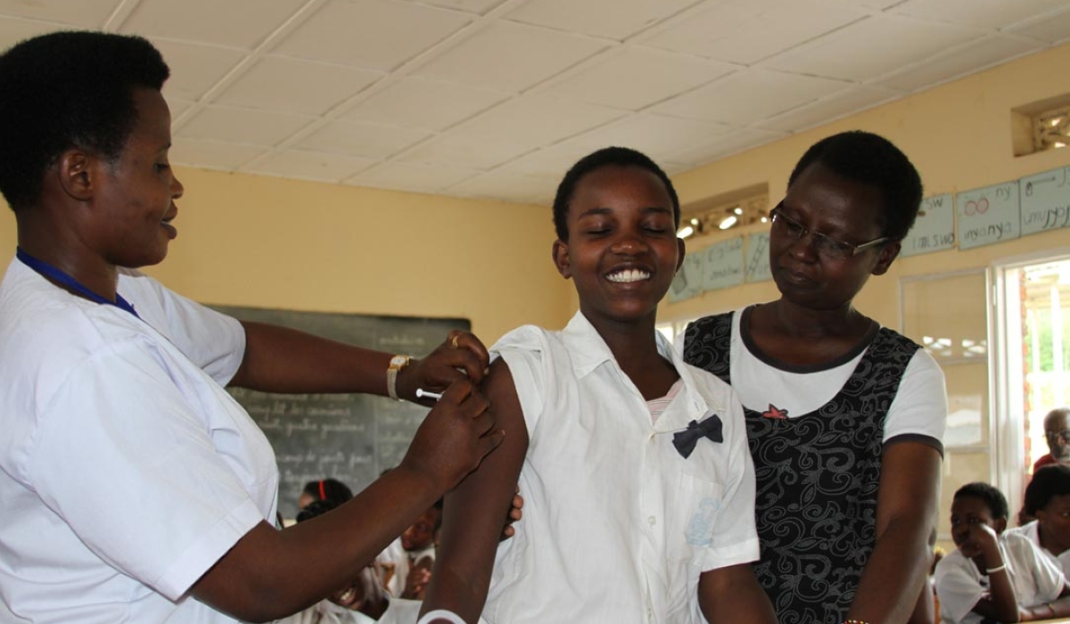 A student is vaccinated against the human papillomavirus. Photo: GAVI -Diane Summers.