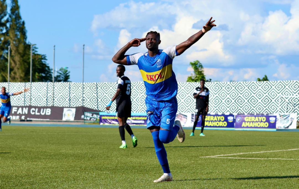 Defensive midfielder Ngendahimana Eric strike earned Rayon Sports a 1-0 Peace Cup final victory over rivals APR FC on Saturday at Huye Stadium to be crowned champions.