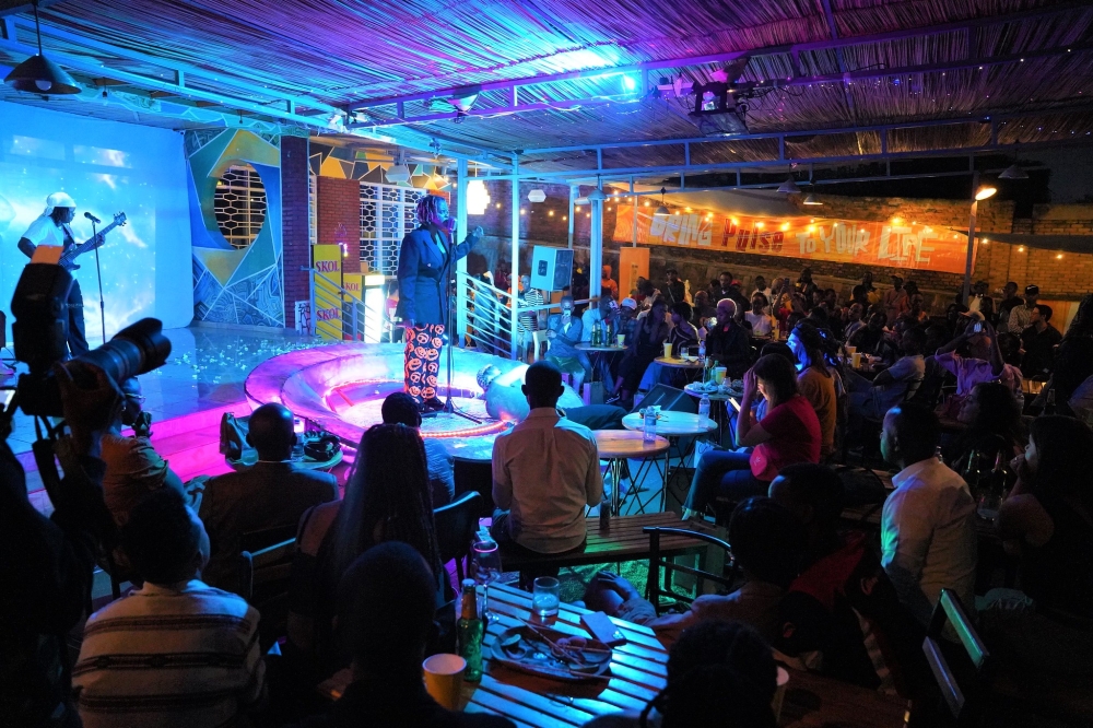 Music lovers enjoy Aliel Wayz&#039;s solo performance at one bar at Gishushu in Kigali. Photo by Craish Bahizi