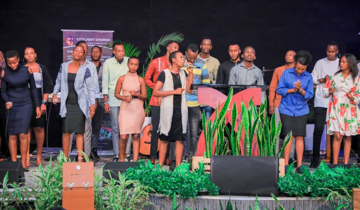 Holy Entrance Ministries worshipping