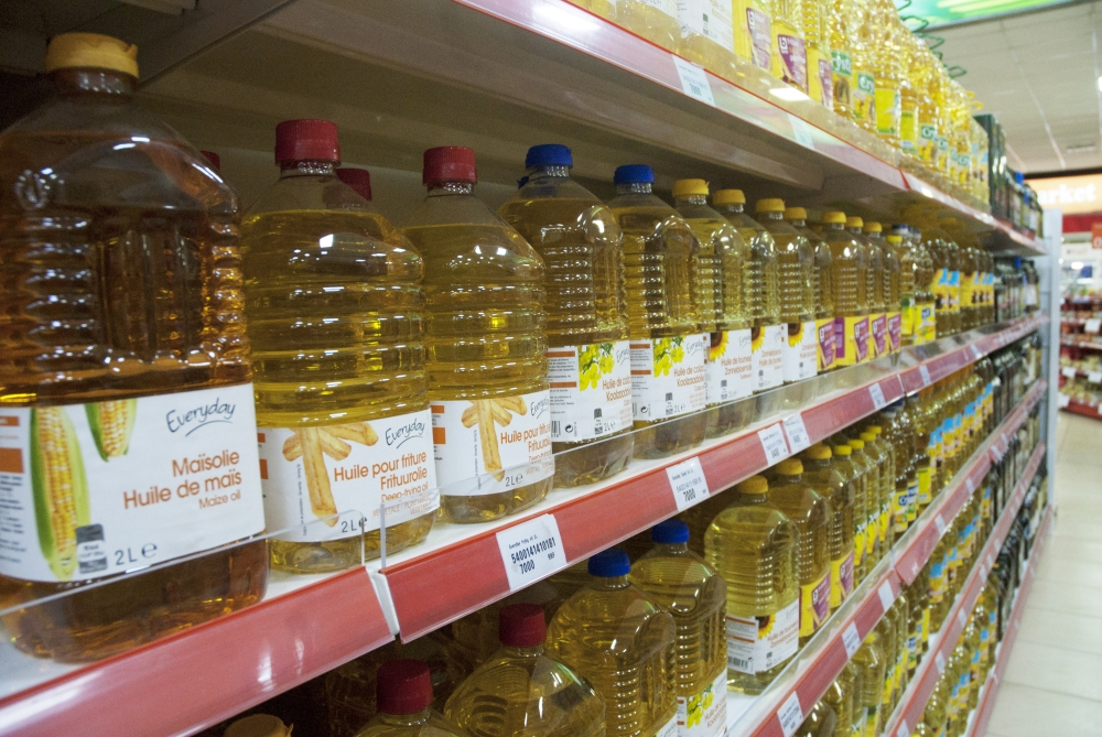 The Minister of Finance and Economic Planning, Uzziel Ndagijimana, has announced that import duty on cooking oil has been reduced from 35 per cent to 25 per cent. Photo by Craish Bahizi