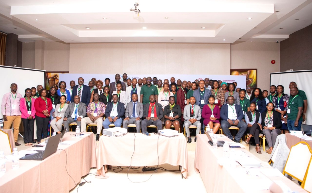 The workshop organized by AIMS gathered researchers from across Africa to discuss about climate change ,resilient development in Africa.