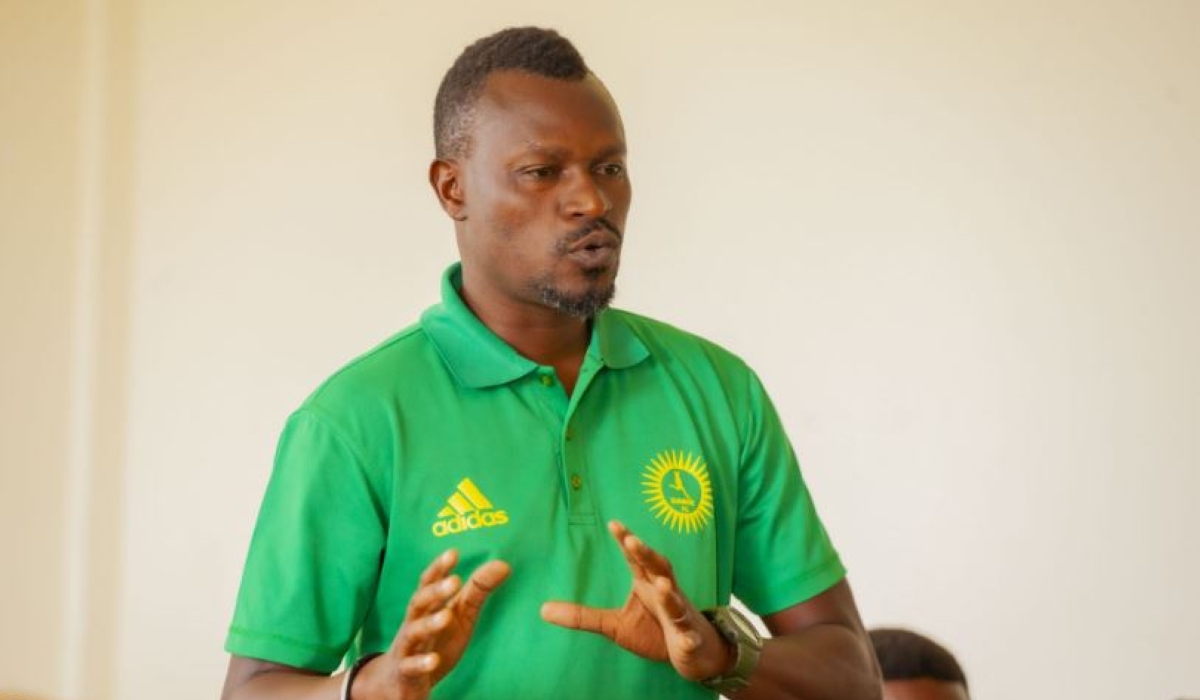Former Sunrise head coach Seninga Innocent has dismissed reports linking him with a possible move to AS Kigali. Courtesy