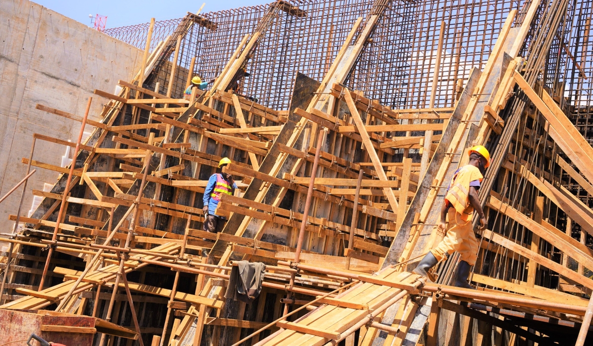 Workers at a construction site at Kicukiro in 2021. The Office of the Auditor General (OAG) has hinted on the need for quantity surveyors as part of the efforts to iron out some of the challenges. CRAISH BAHIZI