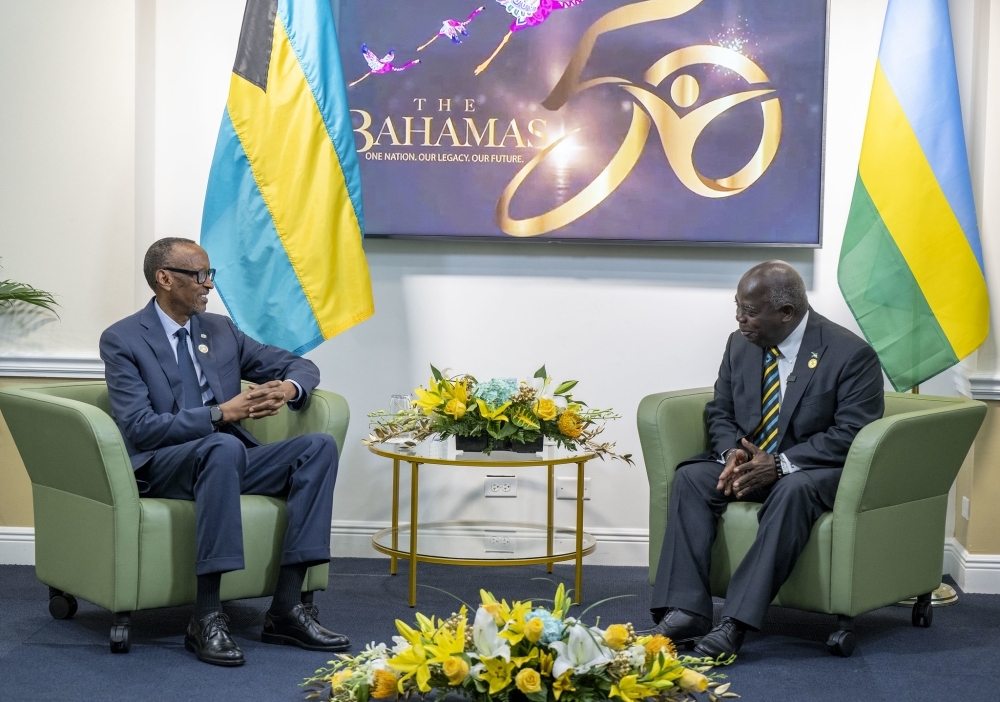 Kagame meets  with Prime Minister Philip Davis of Bahamas to discuss the strengthening and collaboration between the Bahamas and Rwanda by building on the existing ties between the two nations in  Bahamas on July 9. Photo by Village Urugwiro