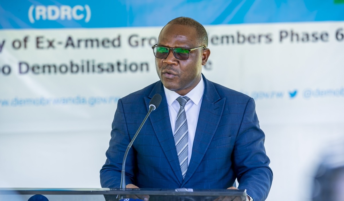 Minister of Local Government Jean Claude Musabyimana encouraged the forner combatants to use the skills and knowledge they got to build the country. Courtesy