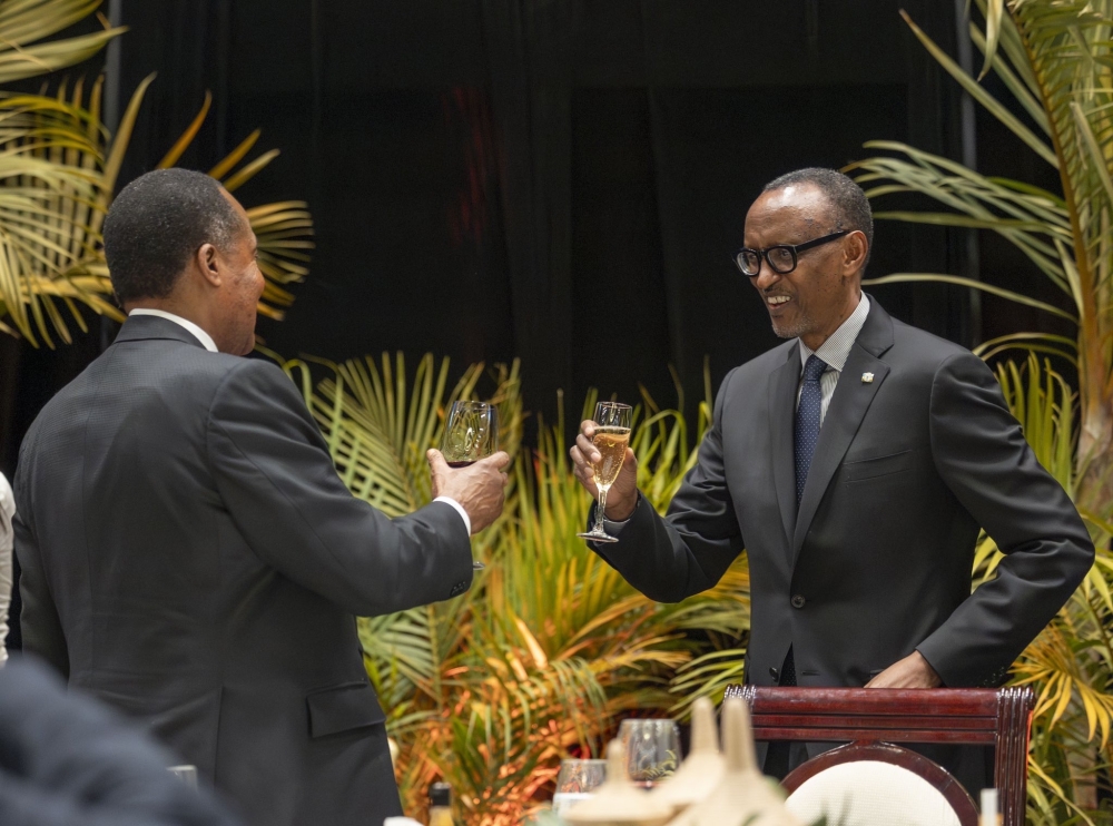 CHEERS. President Kagame and his Congo-Brazzaville counterpart, Sassou-Nguesso cheering at a State Banquet. CHEERS. President Kagame and his Congo-Brazzaville counterpart, Sassou-Nguesso cheering at a State Banquet.