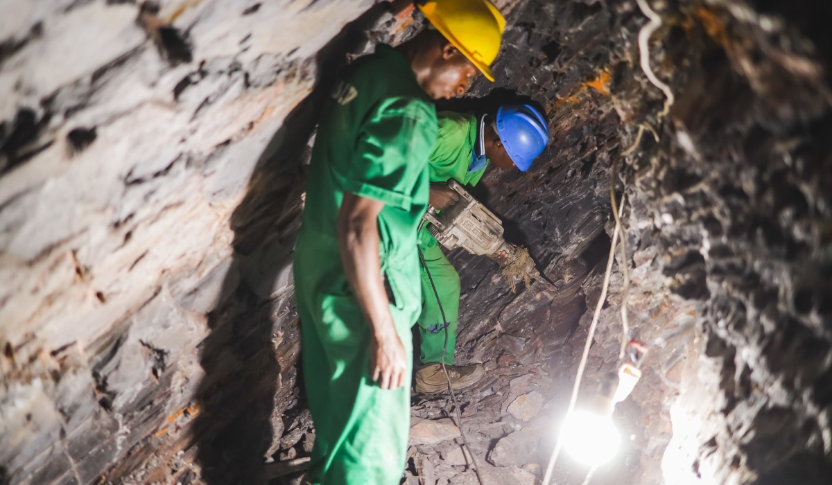 Miners on duty at a mining site in Rulindo District. Photo by Craish Bahizi