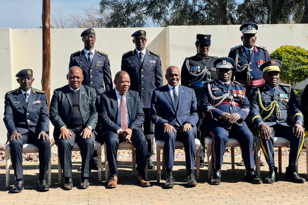 President Mokgweetsi Eric Keabetswe Masisi of Botswana (blue necktie), Slumber Tsogwane, the Vice President of Botswana (immediate right), Thomas Kagiso Mmusi, the Minister of Defence and Secutity for Botswana, IGP Felix Namuhoranye, Phemelo Ramakorwane, the Acting Police Commissioner for Botswana Police Service,  and Maj Gen Elias Mutota, the DIGP-Operations for Namibia Police Force.