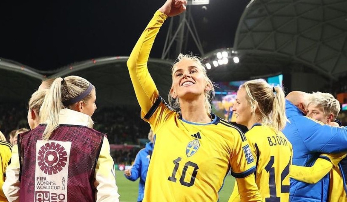 Sweden players in wild celebrations after knocking reigning champions United States out of the FIFA Women’s World Cup after penalty shootouts-FIFA