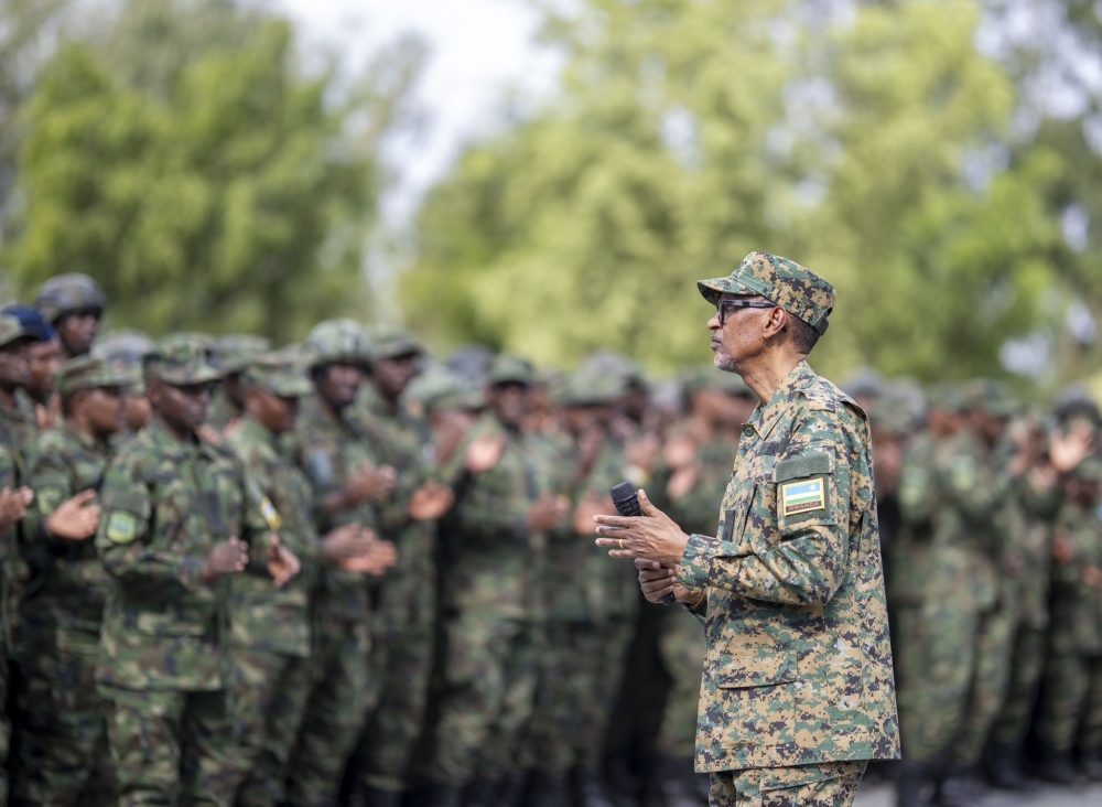 President Paul Kagame graces RDF “hard punch” drills