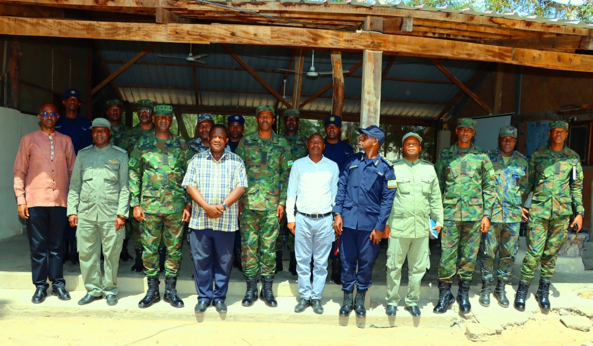A delegation of Mozambican officials headed by Mocimboa da Praia district administrator Sergio Domingo Cypriano on Friday, August 18, made a familiarisation visit to Rwanda Security Force headquarters in Cabo Delgado province. Courtesy photos