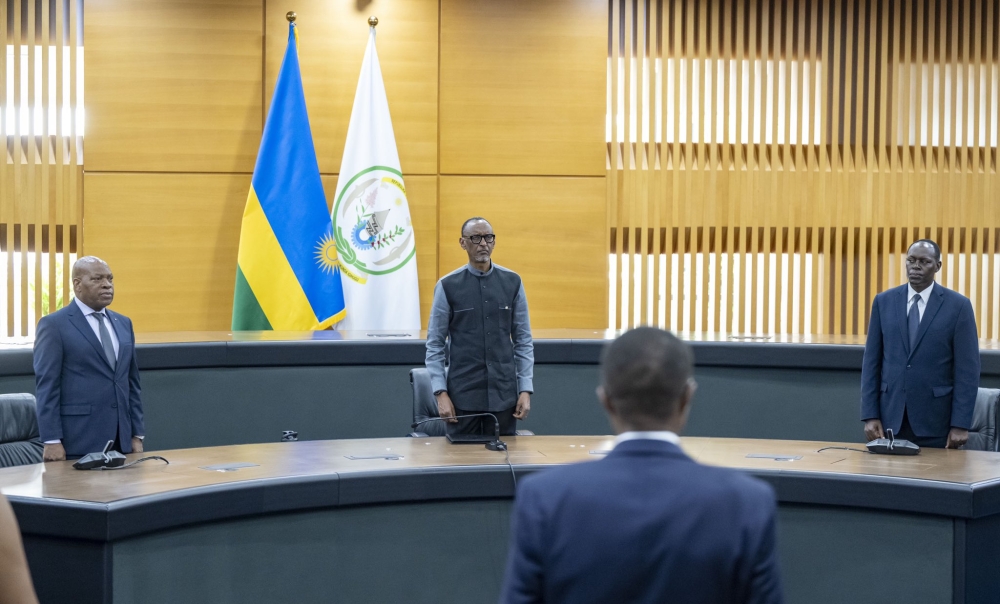 President Kagame officiated the swearing-in ceremony of newly appointed officials  on Thursday, August 24. Village Urugwiro
