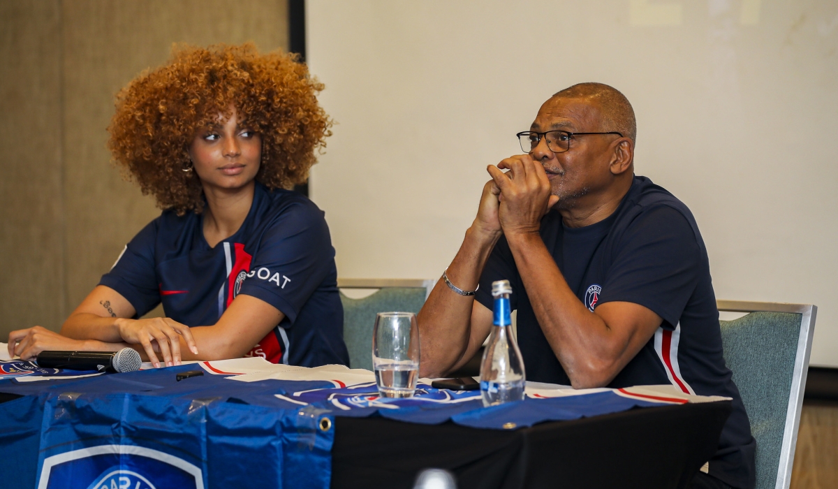 Lama breifs  football hopefuls during a ‘Meet and Greet’ event where he met 30 young players from the PSG Academy in Rwanda. Photo by Christianne Murengerantwari