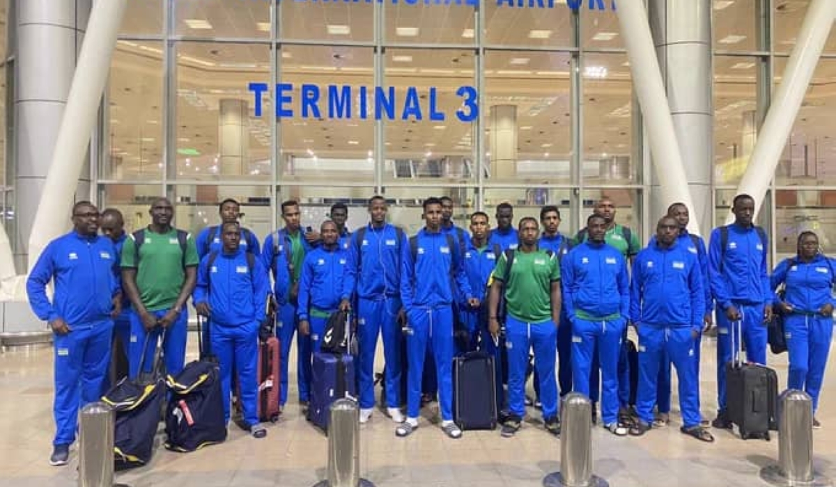 Rwanda men’s national volleyball team shortly after landing in Cairo for the 2023 African Men’s Volleyball Championship . Rwanda was drawn in Group D alongside Morocco, Senegal and Gambia-Courtesy
