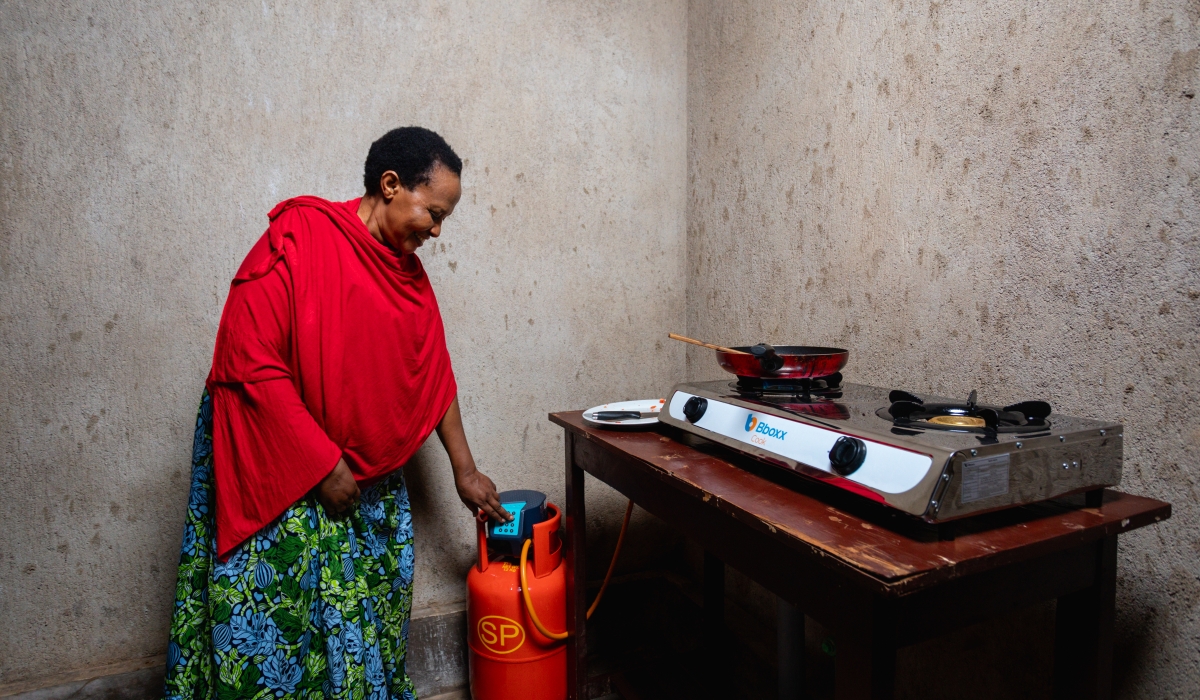 BBOXX Rwanda and SP Rwanda have partnered to scale clean cooking solutions across Rwanda, aiming to replace environmentally harmful charcoal and provide 10,000 households with cleaner alternatives by the end of 2023. Courtesy photo