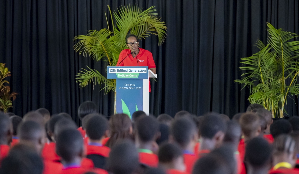 First Lady Jeannette Kagame addresses over 700 youths at the closing of the 13th Annual Holiday Camp of “Edified Generation”, in Gisagara District., on Thursday, September 14. COURTESY