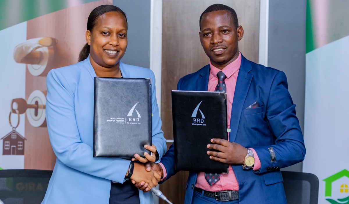 BRD signed a Rwf20 billion agreement with MwalimuSacco  to issue affordable mortgage loans for nearly 2000 teachers through “Gira Iwawe” in March 2023. Courtesy