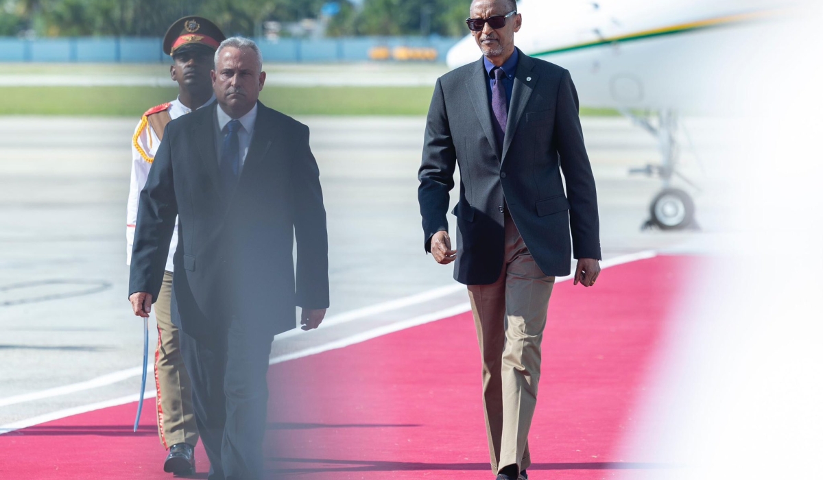 President Kagame arrives in Havana, Cuba where he joins leaders from across the globe for the two-day G77 + China Summit of Heads of State and Government taking place from 15-16 September. Village Urugwiro