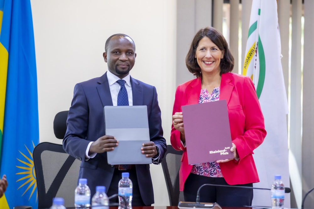  Ildephonse Musafiri, Minister of Agriculture and Animal Resources, and Daniela Schmitt, the Minister of Economic Affairs, Transport, Agriculture, and Viticulture of the Federal State of Rhineland-Palatinate, after signing the MoU in Kigali  on Thursday, September 21. Photo,COURTESY OF MINAGRI