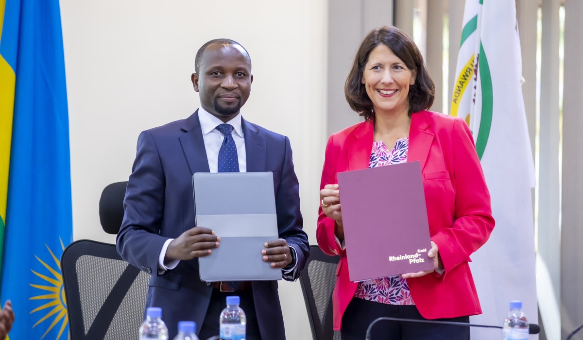  Ildephonse Musafiri, Minister of Agriculture and Animal Resources, and Daniela Schmitt, the Minister of Economic Affairs, Transport, Agriculture, and Viticulture of the Federal State of Rhineland-Palatinate, after signing the MoU in Kigali  on Thursday, September 21. Photo,COURTESY OF MINAGRI