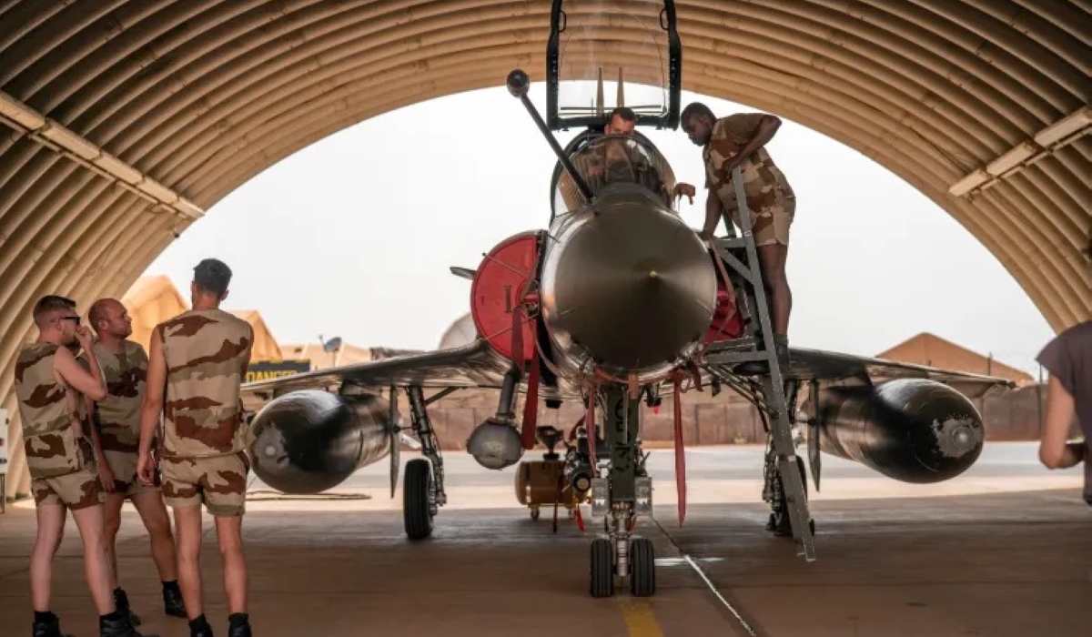 French Barkhane Air Force members at the Niamey, Niger base [File- Jerome Delay-AP Photo]