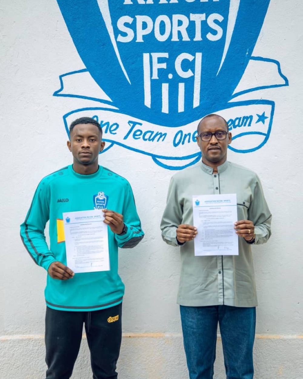 FIFA has banned Rayon Sports from registering new foreign players after their failure to pay Tanzanian goalkeeper Ramadhani Kabwili.