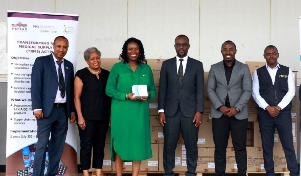  L-R: Dessalegn Tesfaye, USAID/Rwanda, Kaendi Munguti, PMI/USAID, Ana Bodipo-Mbuyamba, USAID/Rwanda, Pie Harerimana, RMS, Dr. Jean Baptiste Ntihumbya, Ministry of Health and Dr. Jean Damascene Niyonzima, RBC. Courtesy. 