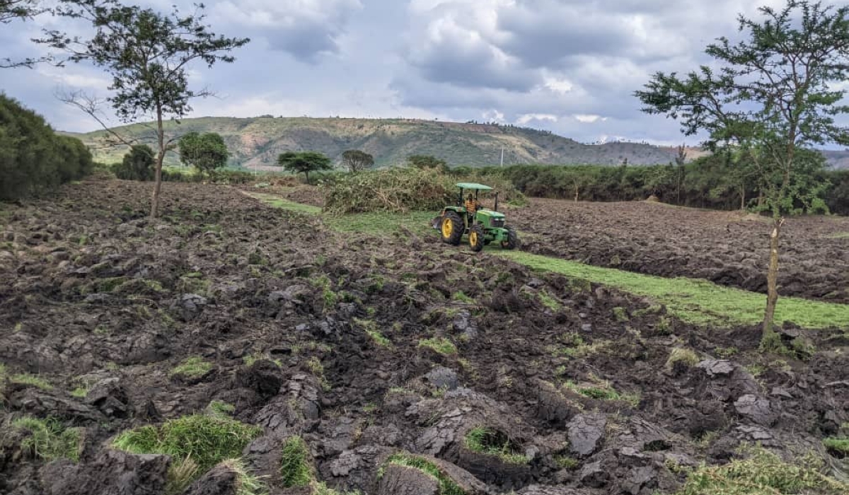 While acquiring digging equipment may seem costly or challenging,farmers believe linking them with investors who can procure tractors will help them to achieve their agricultural planning targets.  Emmanuel Nkangura