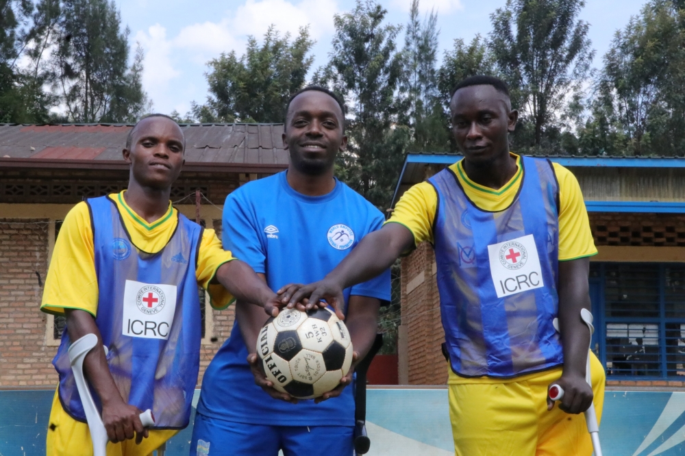 The trio currently plays their professional Amputee Football in Turkey and are teammates at first division side Pendik Belediyesi.