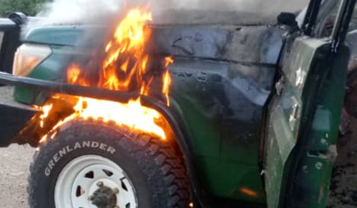 A tourist car that is suspected to be burned by the DR Congo-based Islamist ADF militia in Uganda’s Queen Elizabeth National Park on Tuesday, October 17.  According to the spokesperson of Uganda Police Force, Fred Enanga, two foreigners and a Ugandan citizen were killed. Courtesy