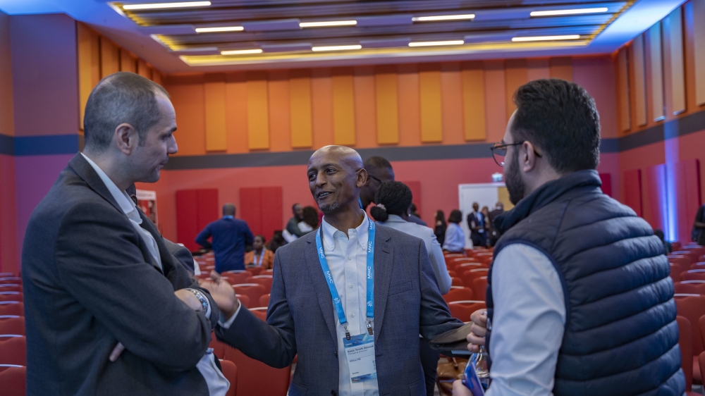 Delegates chat during the Mobile World Congress (MWC) Kigali on Tuesday, October 17. Photo by Emmanuel Dushimimana