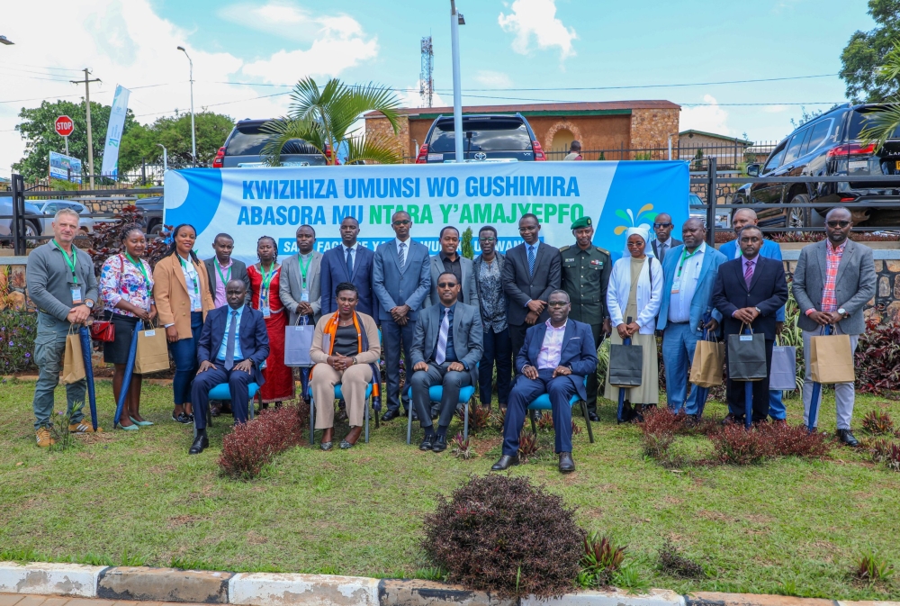 Rwanda Revenue Authority (RRA) recognise outstanding taxpayers in the 2022-2023 fiscal year. The activity was launched in Gisagara District on October 17, 2023. Courtesy