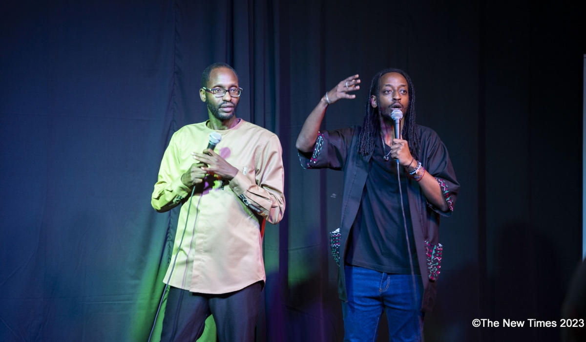 Michael Sengazi and Kimenyi during their performance at the Institut Français on October 17. Photos by Emmanuel Dushimimana