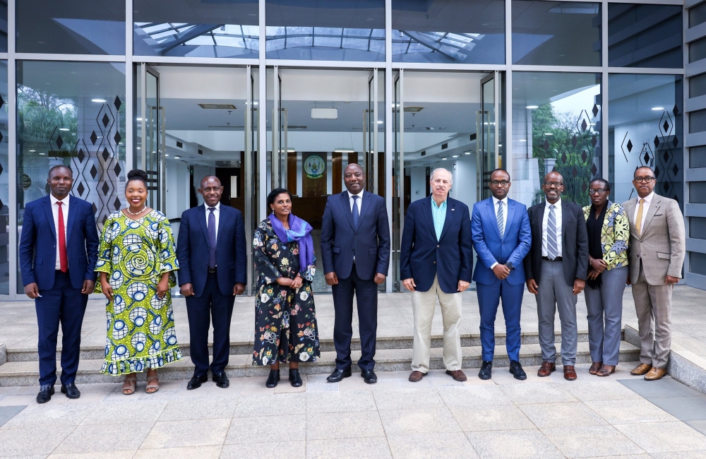 Prime Minister Edouard Ngirente poses for a photo with members of the National Council for Science and Technology (NCST) after a meeting  on Thursday, October 19. Courtesy