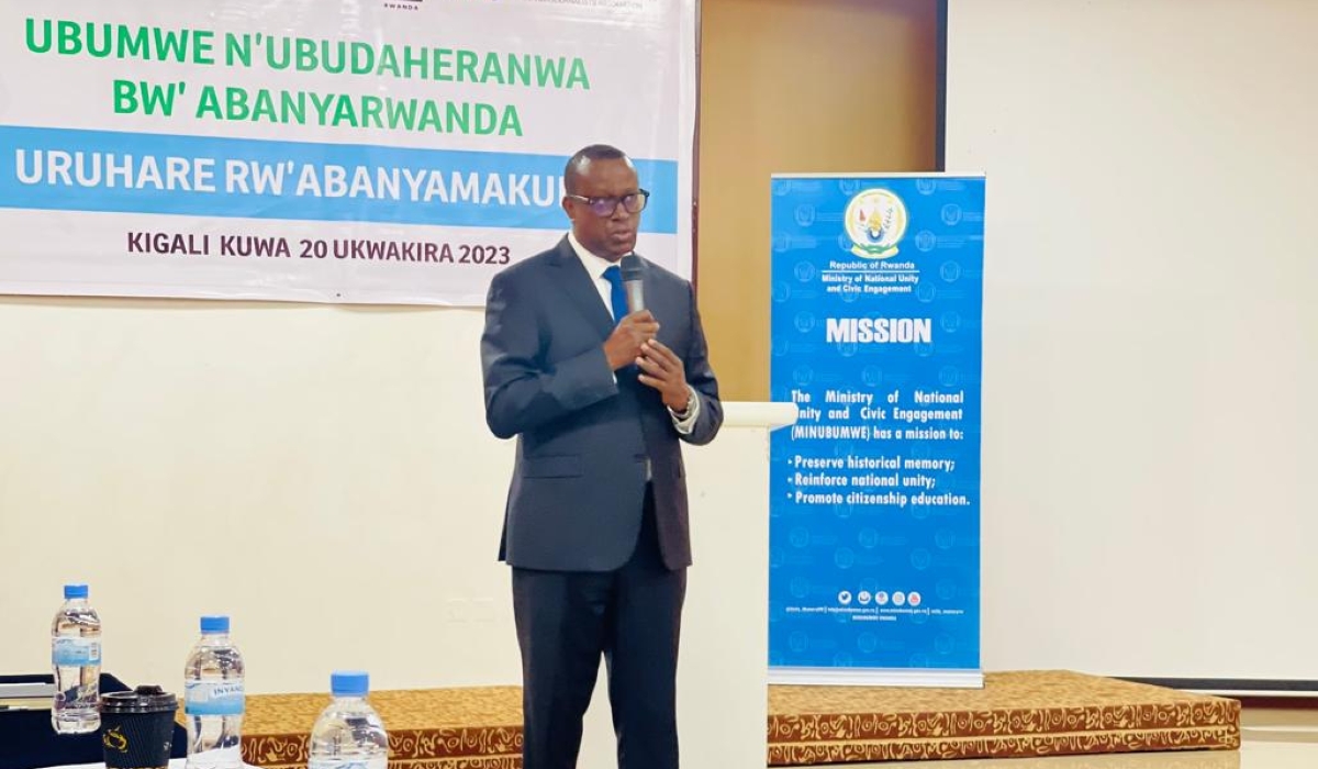 The Minister of National Unity and Civic Engagement, Jean Damascene Bizimana speaks at a consultative session with media on October 20. Emmanuel Ntirenganya