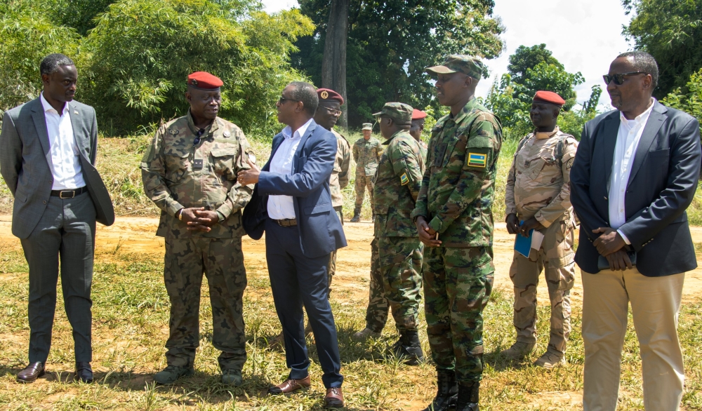 Minister of Foreign Affairs Dr Vincent Biruta talks to the CAR Armed Forces Deputy Chief of Staff in Charge of Planning, Brig Gen Arcadius Betibangui, 
on Tuesday, October 24. Courtesy RDF
