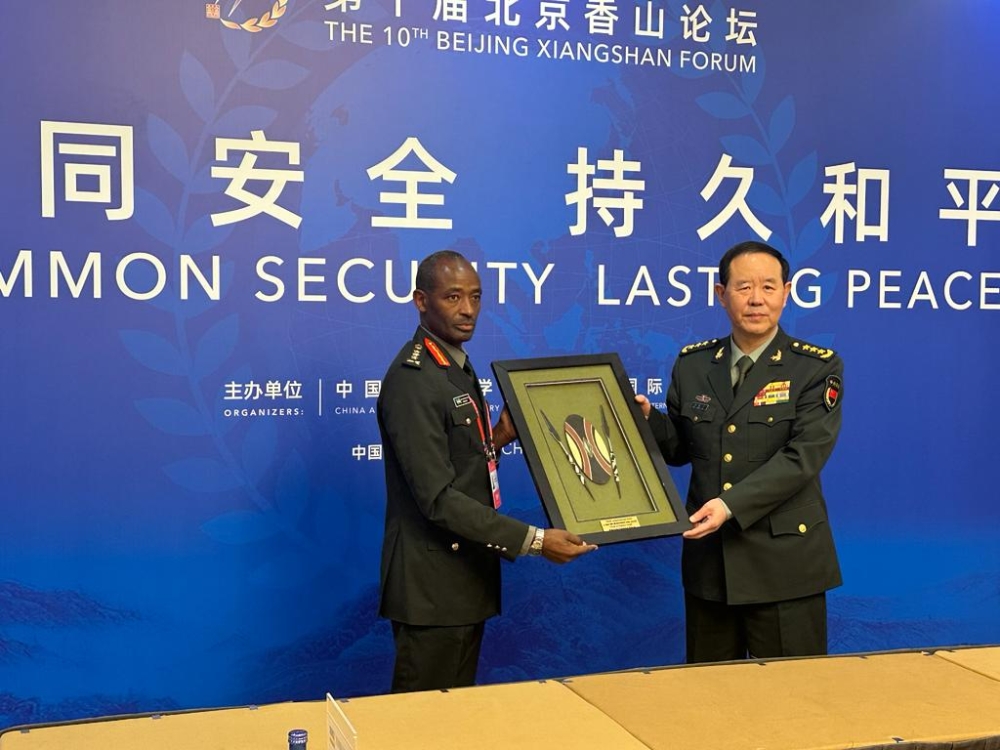 Lt Gen Mubarakh Muganga, Chief of Defence Staff of Rwanda Defence Force meets with Gen Liu Zhenli, Chief of Joint Staff Department of the Central Military Commission (CMC) of the Communist Party of China. COURTESY