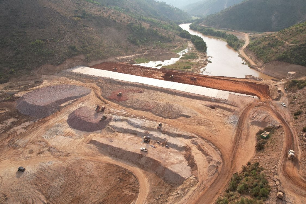 A view of the ongoing construction activities of the anticipated multipurpose dam along River Nyabarongo in October. PHOTOS BY JANVIER HAKUZIMANA