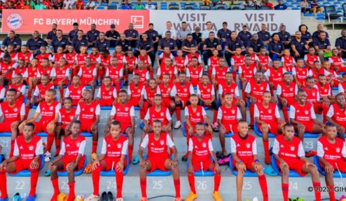 Some children who were selected to enroll their studies in Bayern Munich Academy.